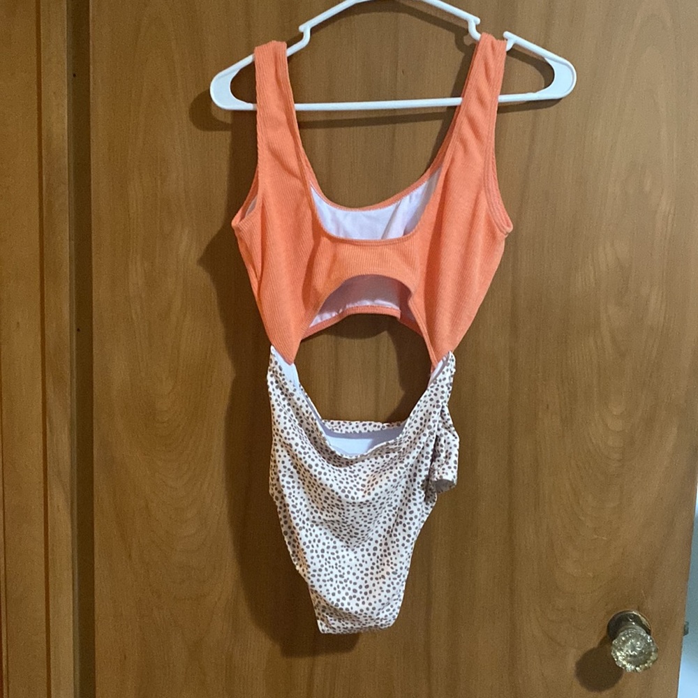 Bathing Suit - Picture 2 of 3